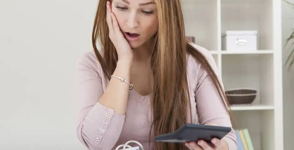 Você Não Deve Pagar o Mínimo do Cartão de Crédito, Entenda!