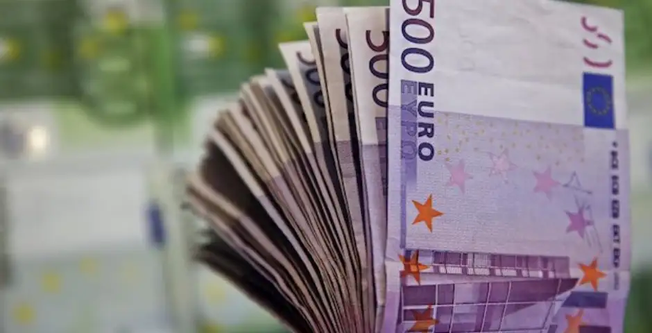 Governo Francês Oferece Bolsas de Mais de 1 Mil euros Para Brasileiros darem Aula de Português