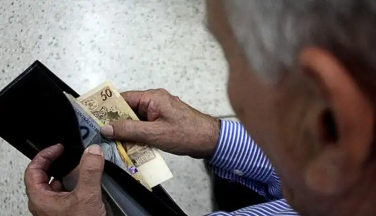 Aposentados Começam a Receber a Partir Desta Segunda a 2ª Parcela do 13º