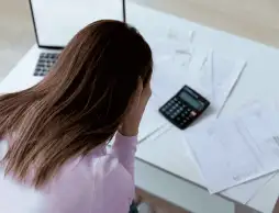 con tarjeta de credito se puede hacer transferencia